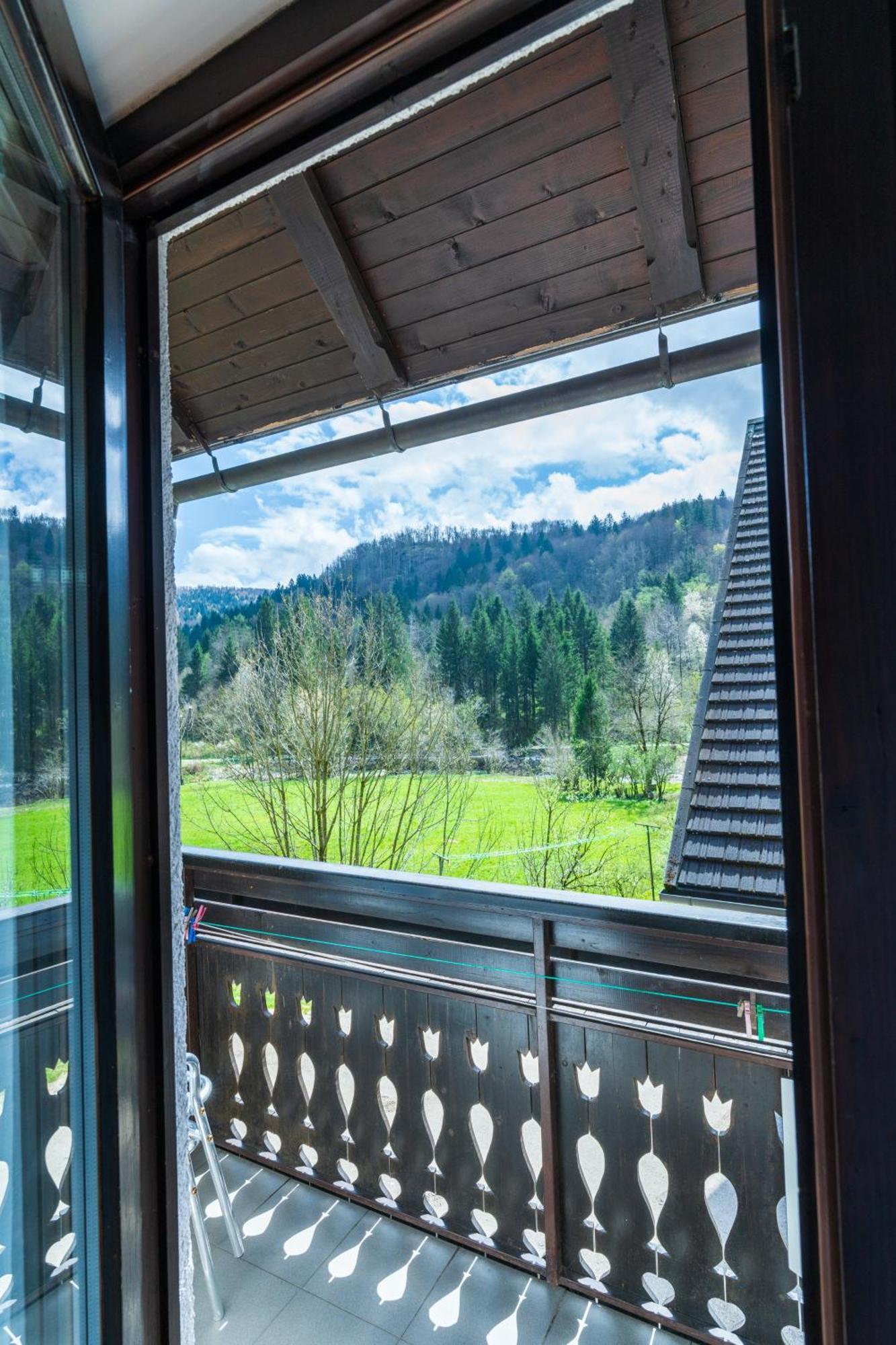 Holiday Home Pri Srni Bohinj Bagian luar foto